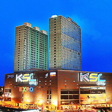 Jb City D'Esplanade Shopping Mall Apartment Johor Bahru Luaran gambar