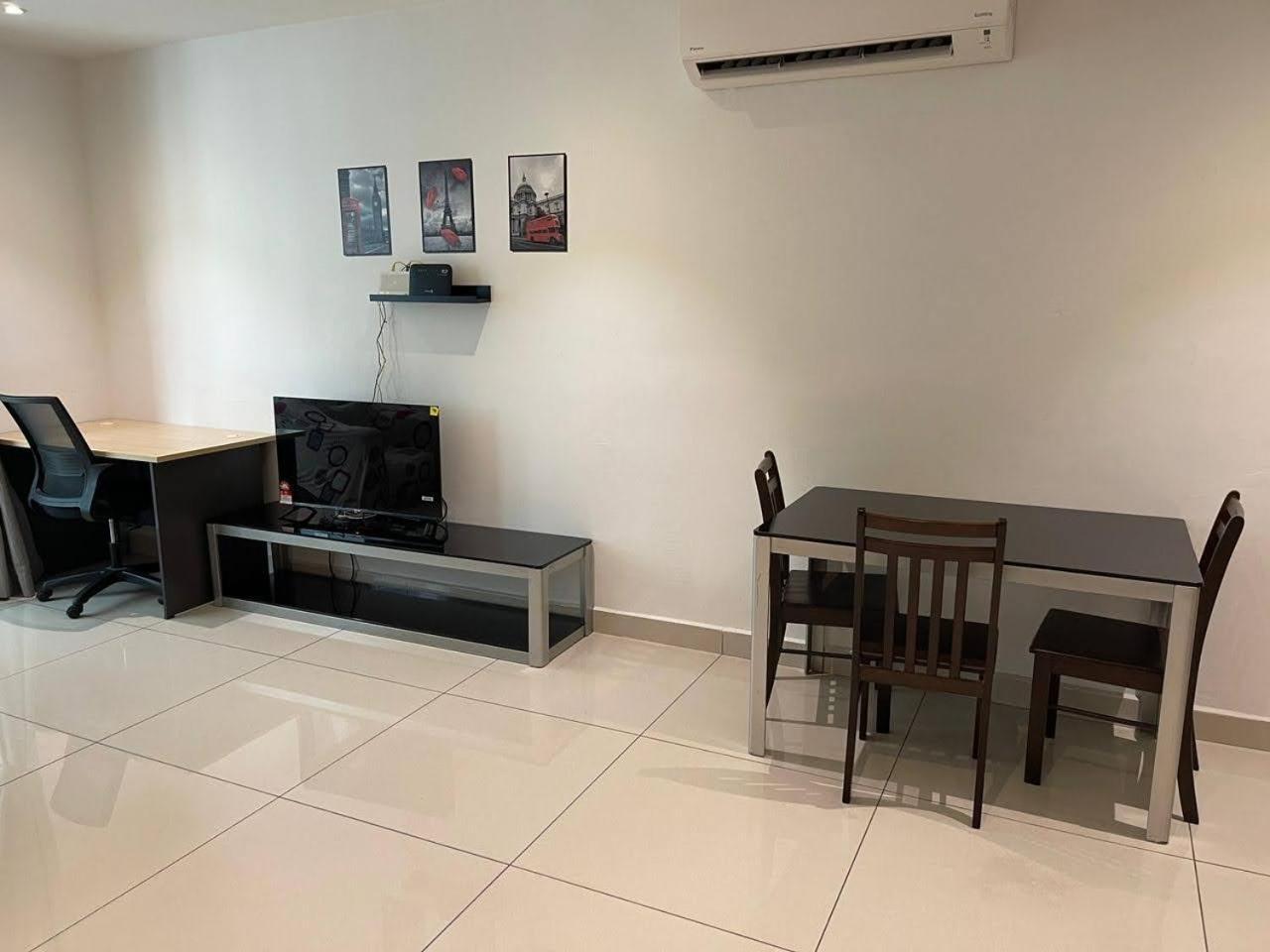 Jb City D'Esplanade Shopping Mall Apartment Johor Bahru Luaran gambar