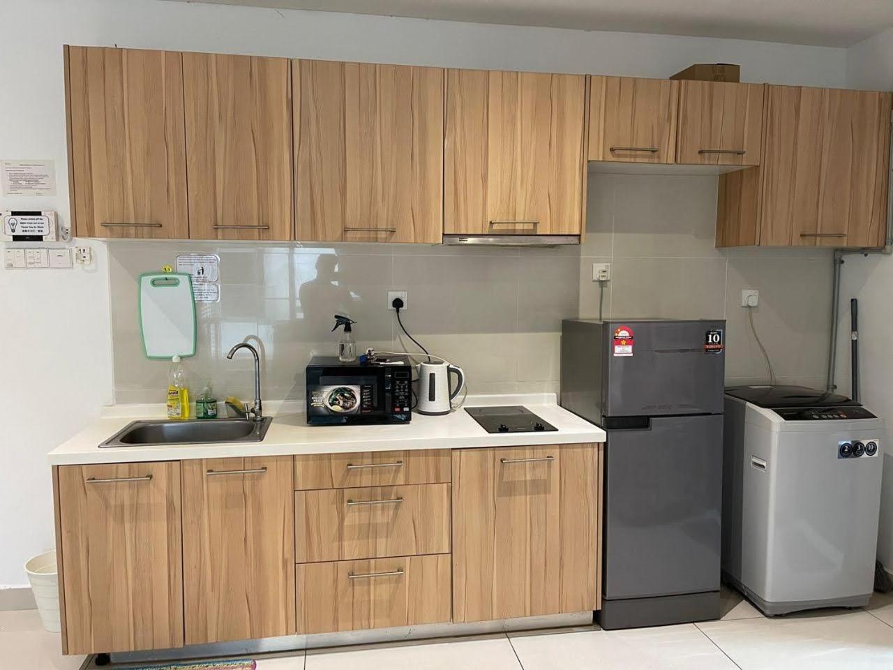 Jb City D'Esplanade Shopping Mall Apartment Johor Bahru Luaran gambar