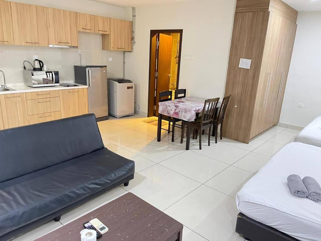 Jb City D'Esplanade Shopping Mall Apartment Johor Bahru Luaran gambar