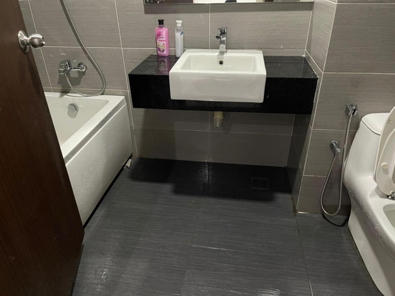 Jb City D'Esplanade Shopping Mall Apartment Johor Bahru Luaran gambar