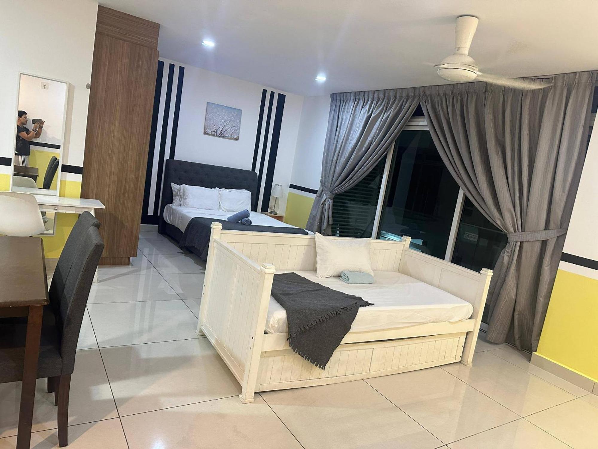 Jb City D'Esplanade Shopping Mall Apartment Johor Bahru Luaran gambar