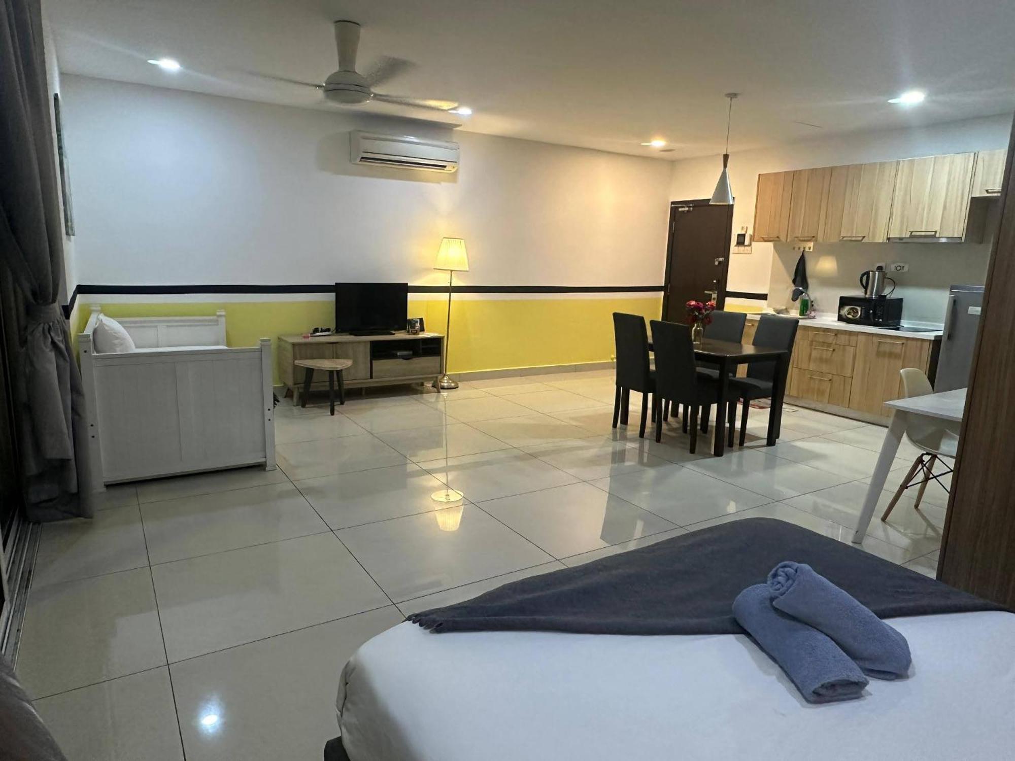 Jb City D'Esplanade Shopping Mall Apartment Johor Bahru Luaran gambar